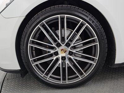 PORSCHE PANAMERA - 6