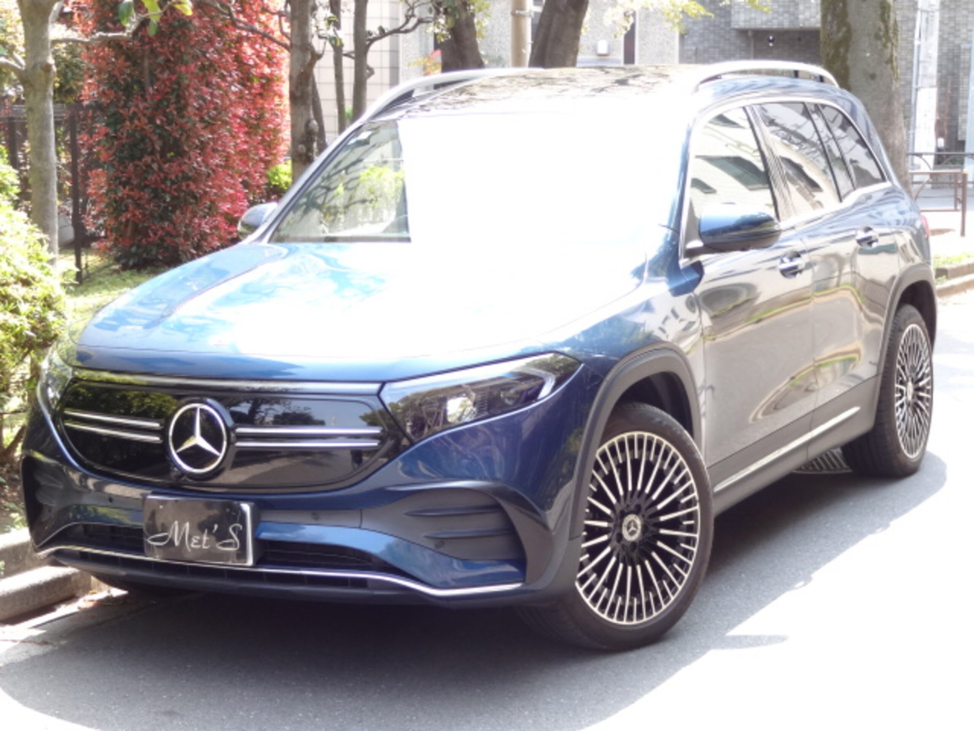 MERCEDES-BENZ EQB - View 1