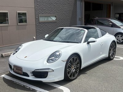 PORSCHE 911 - 8