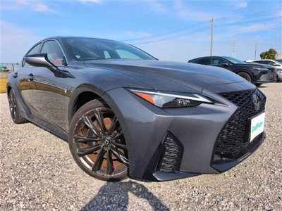 LEXUS IS