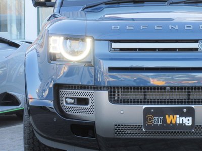 LAND ROVER DEFENDER - 8