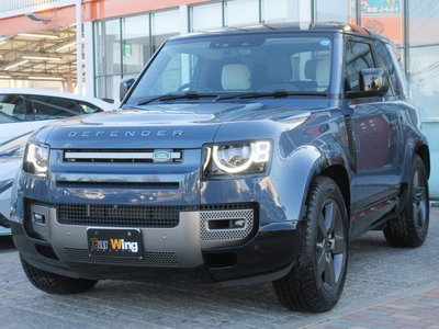 LAND ROVER DEFENDER - 1