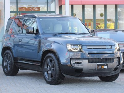 LAND ROVER DEFENDER - 4