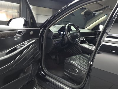 GENESIS GV80 - 10