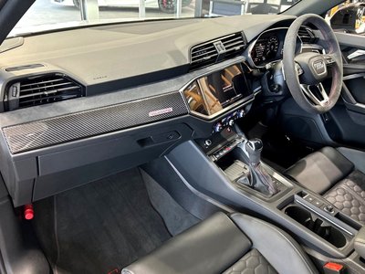 2025 AUDI RS Q3 thumbnail 12