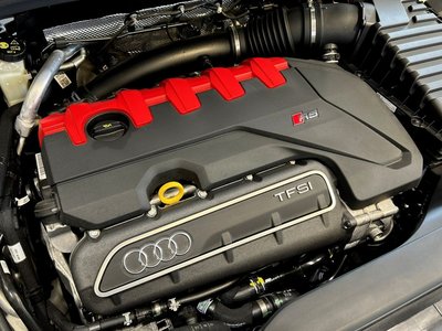 2025 AUDI RS Q3 thumbnail 30