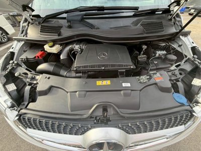 MERCEDES-BENZ V-CLASS - 4