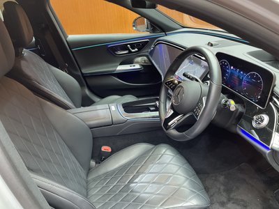 MERCEDES-BENZ E-CLASS - 5