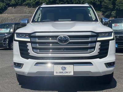 TOYOTA LAND CRUISER 300 - 10