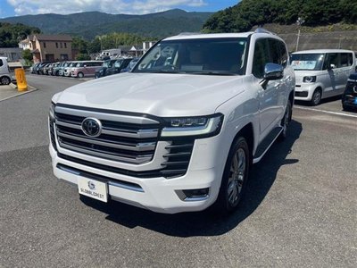 TOYOTA LAND CRUISER 300 - 7