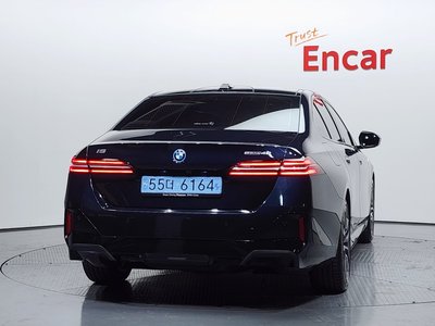 BMW I5 - 3