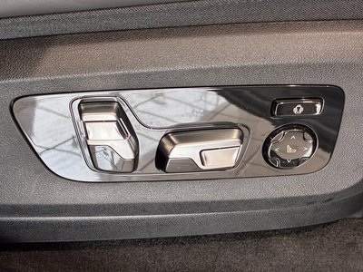 2025 BMW XM — миниатюра 12