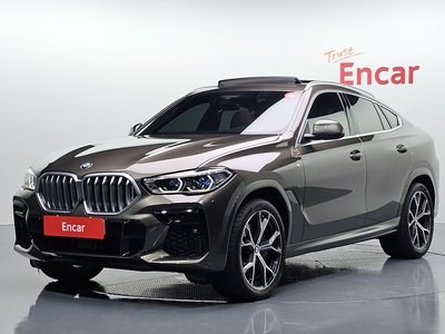 2022 BMW X6 photo 1