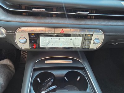 صورة 10 لـ 2023 Genesis G90 (RS4)