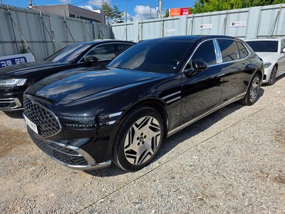 صورة 5 لـ 2023 Genesis G90 (RS4)