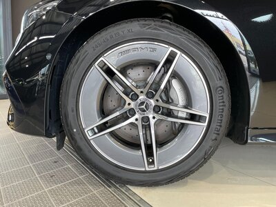 MERCEDES-BENZ E-CLASS WAGON - 9