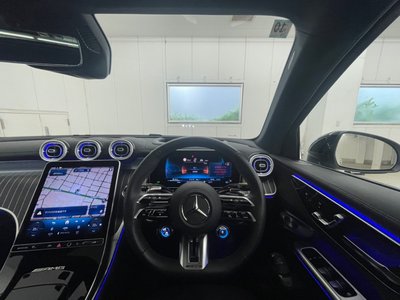 2025 Mercedes-BENZ GLC AMG — миниатюра 15
