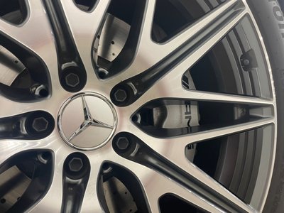 2025 Mercedes-BENZ GLC AMG 照片 10