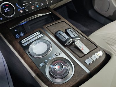 GENESIS G80 (RG3) - 9