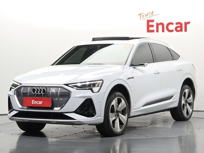 2022 AUDI E-TRON — фото 1