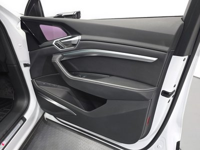2022 AUDI E-TRON thumbnail 14