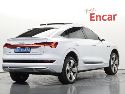2022 AUDI E-TRON — фото 3