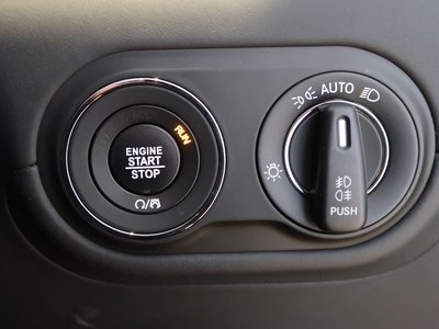 2021 Maserati LEVANTE — миниатюра 37