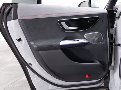 2023 Mercedes-BENZ EQE — миниатюра 65