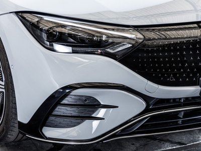 2023 Mercedes-BENZ EQE — миниатюра 12