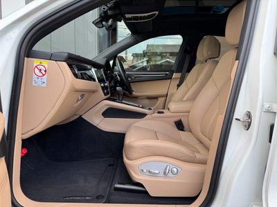 صورة مصغرة 78 لـ 2023 Porsche MACAN