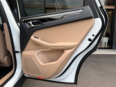 صورة مصغرة 68 لـ 2023 Porsche MACAN