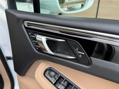 صورة مصغرة 63 لـ 2023 Porsche MACAN
