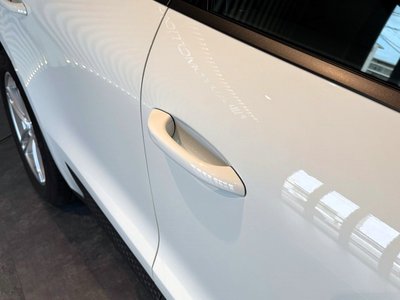 صورة مصغرة 34 لـ 2023 Porsche MACAN
