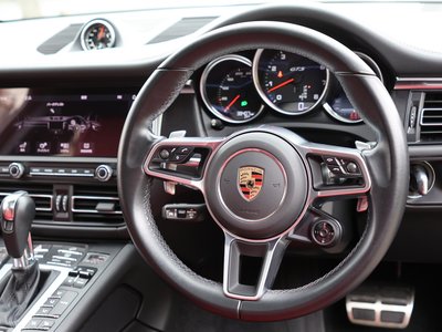 2020 Porsche MACAN — фото 3