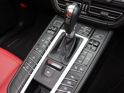 2020 Porsche MACAN — фото 8