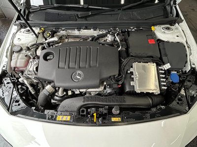 MERCEDES-BENZ CLA - 6