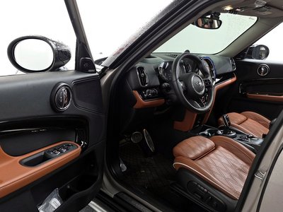 MINI COUNTRYMAN - 10