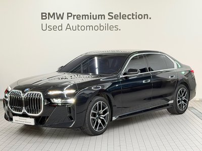 BMW 7 SERIES