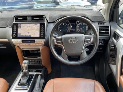 TOYOTA LAND CRUISER PRADO - 4