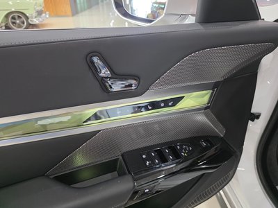 2025 BMW 7 SERIES — миниатюра 13
