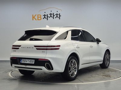 2024 Genesis GV70 photo 3