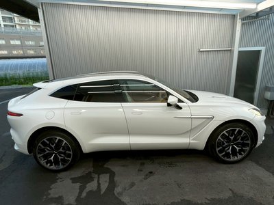 صورة مصغرة 23 لـ 2024 Aston Martin DBX
