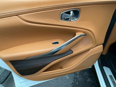 صورة مصغرة 69 لـ 2024 Aston Martin DBX