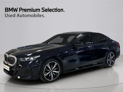 BMW 5 SERIES - 1