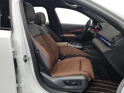 2026 BMW 5 SERIES — миниатюра 13