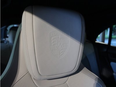 2025 Porsche MACAN 缩略图 18
