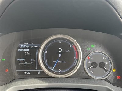 2022 Lexus RX — миниатюра 13