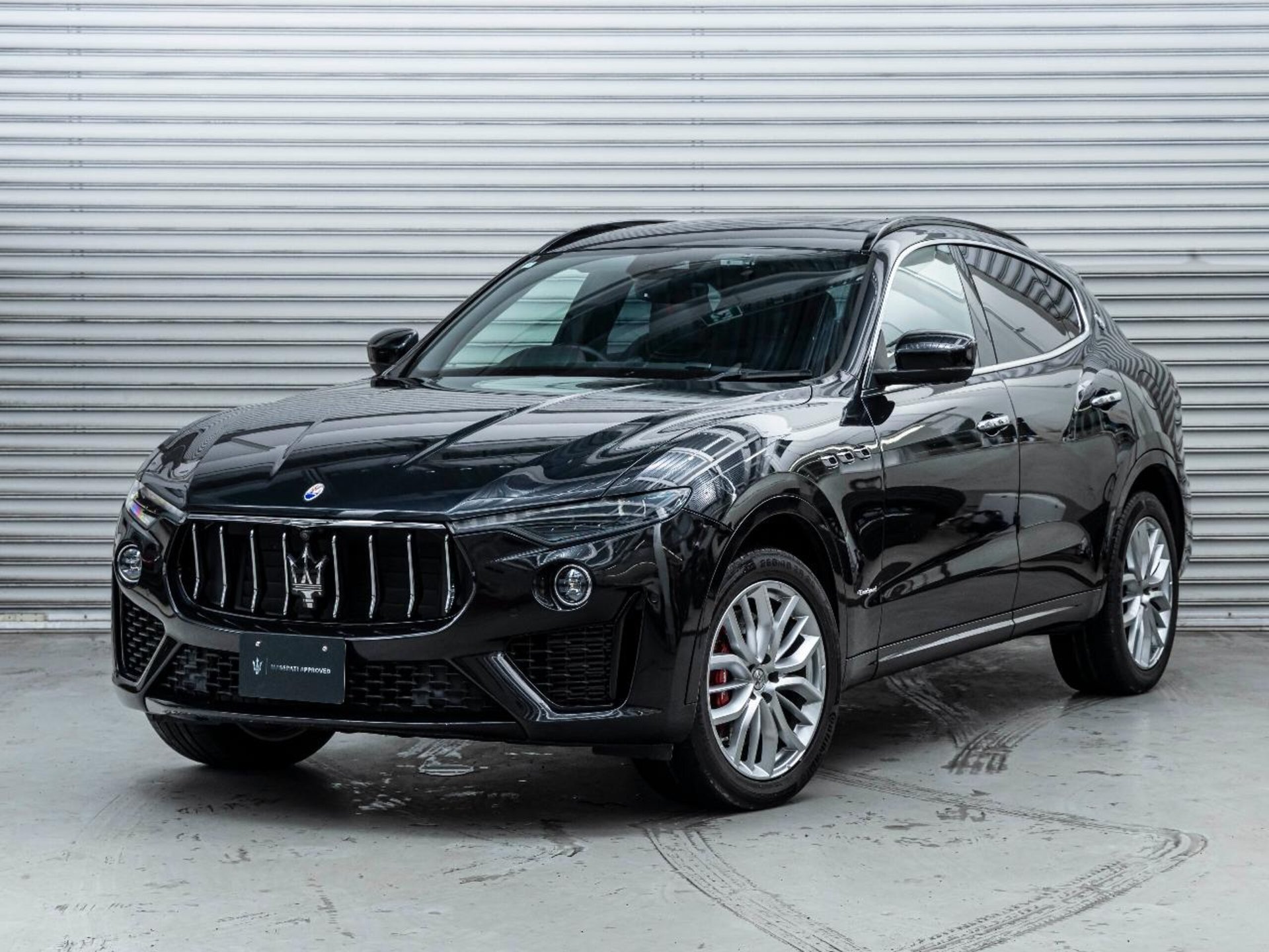 MASERATI LEVANTE - View 1