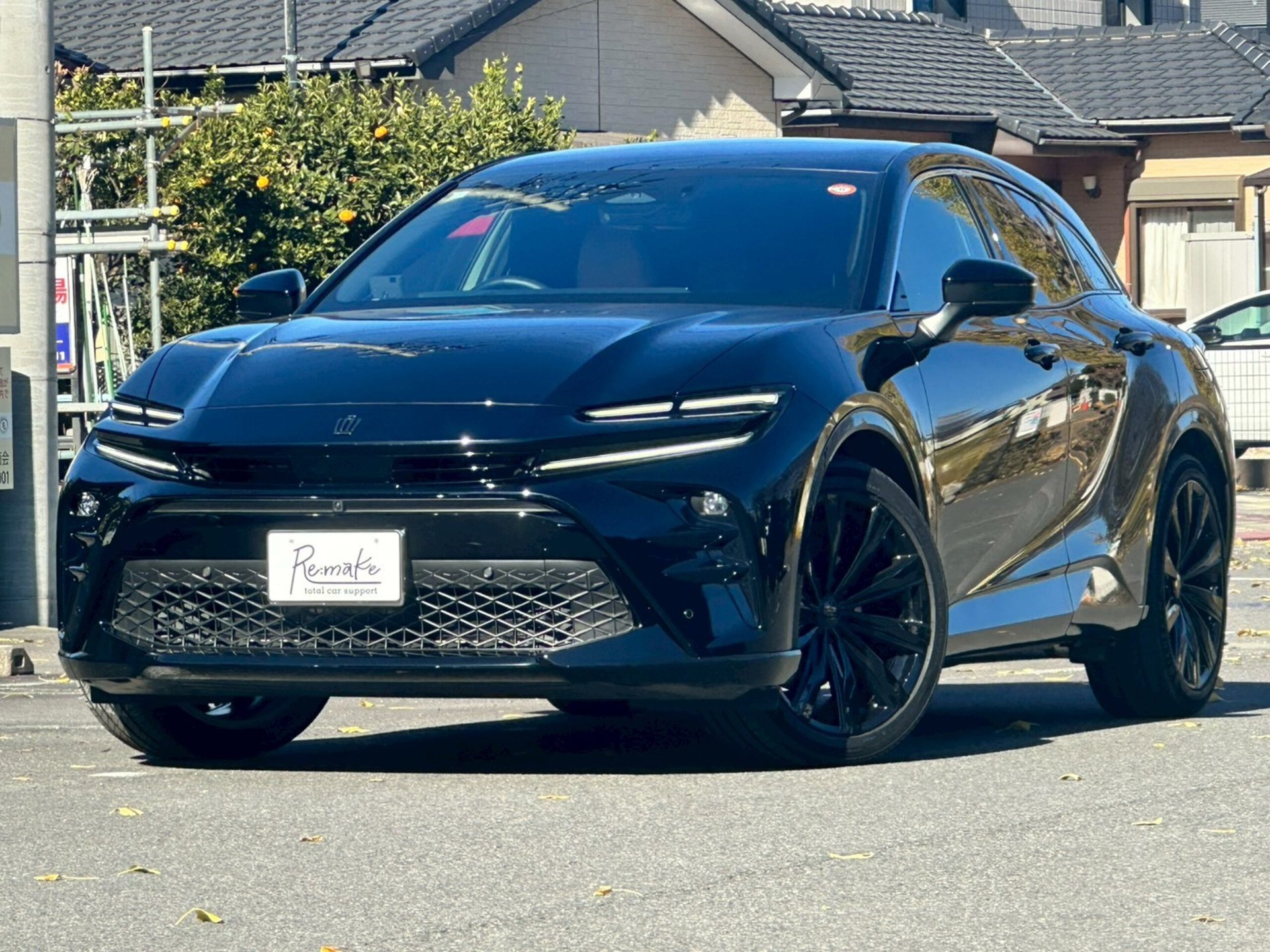 TOYOTA CROWN SPORT - View 1