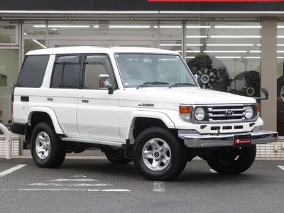 TOYOTA LAND CRUISER - 2